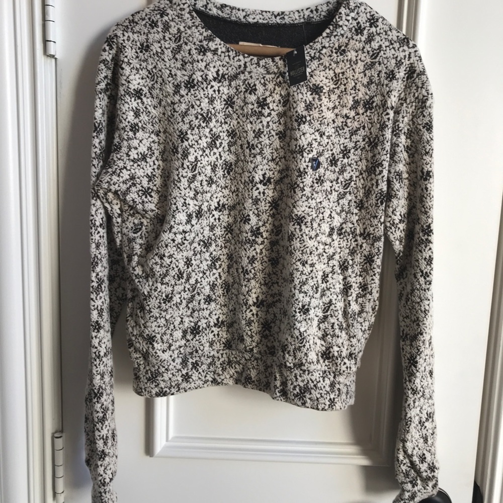 Hollister Co. Sweater NWT